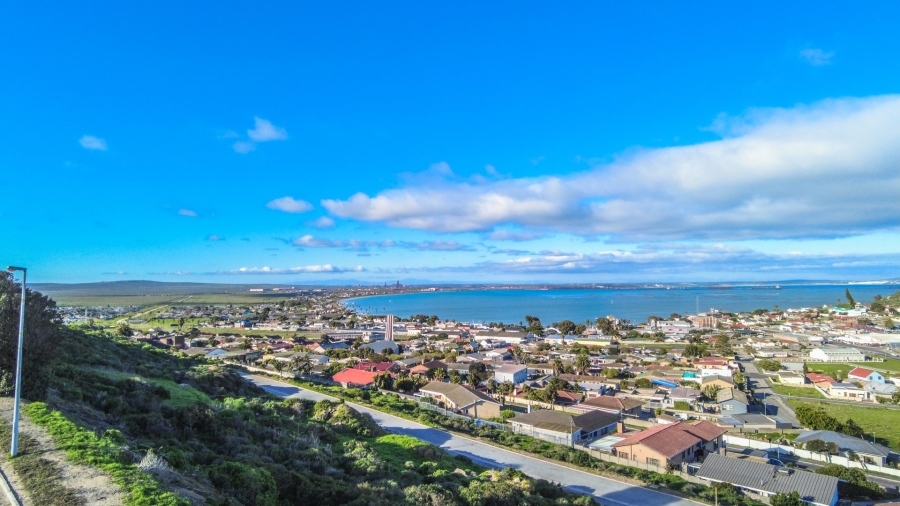 0 Bedroom Property for Sale in Hoogland Western Cape